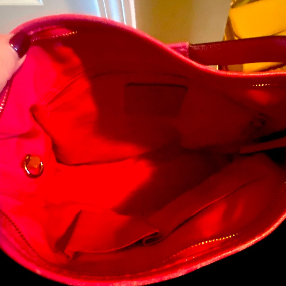 Authentic Coach purse in great condition